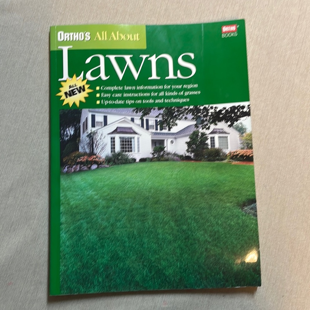 🌈2/$8  Orthos: All About Lawns